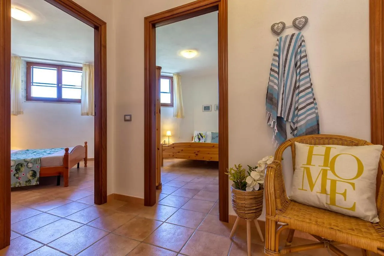 Villa Moresca T6 Alghero 0*,  Italy